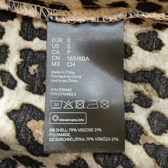 H&M Leopard Drop Waist Puff Sleeve Dress Size S - Picture 12 of 16